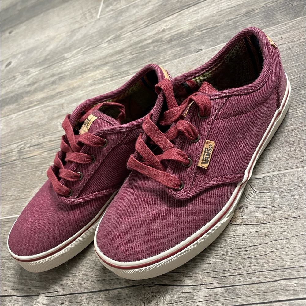 Vans kids size 4 burgundy/marshmallow cork accent